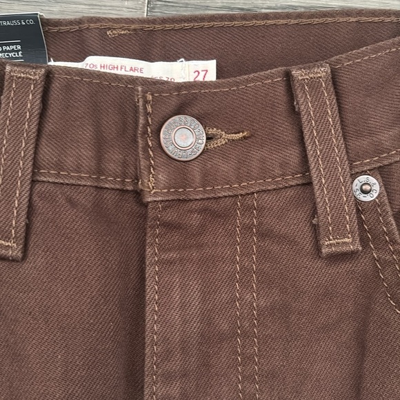 Levi’s | 70'S Movin’ on high rise flare jeans in brown size 27W32L - Picture 8 of 16